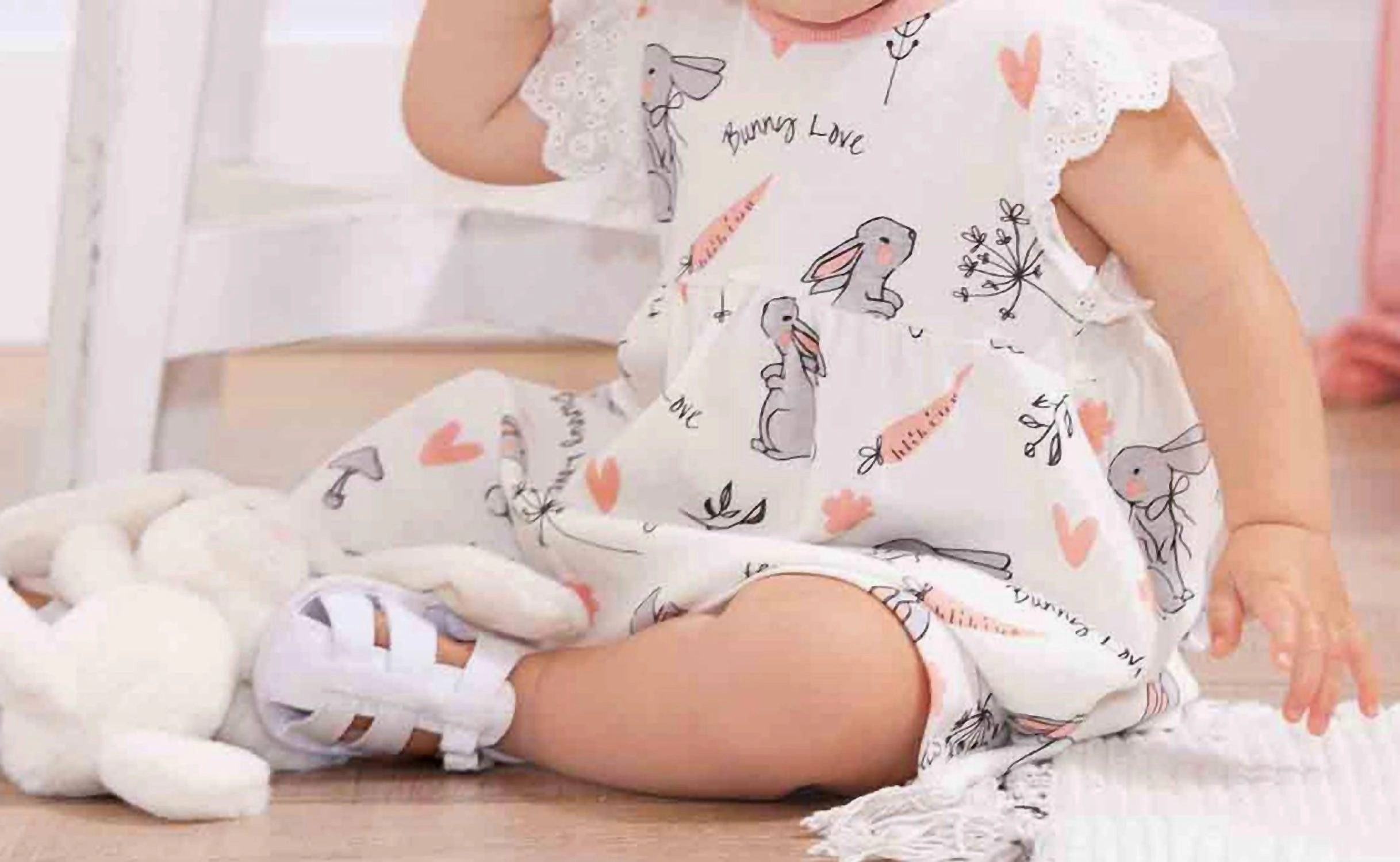 "happy Bunnies" Dress For Baby Girls In White/coral/grey