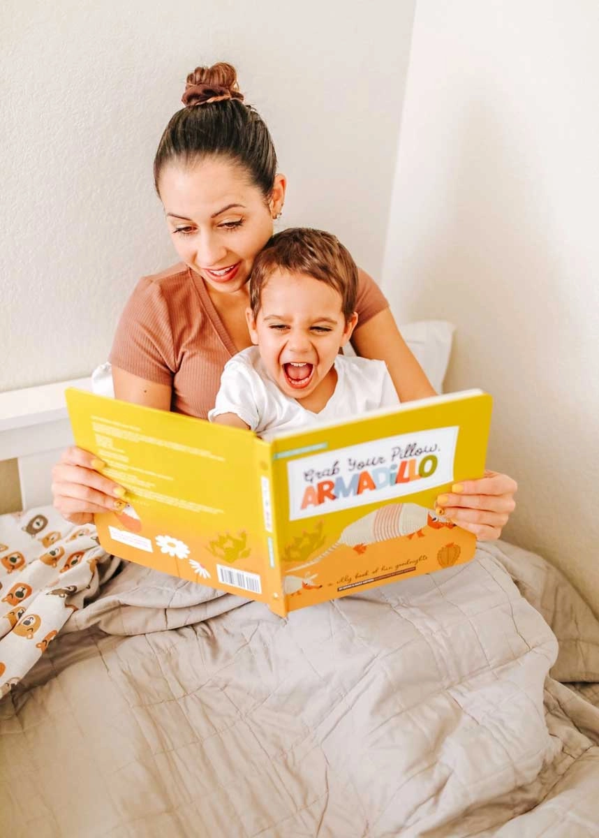 Grab Your Pillow. Armadillo Book