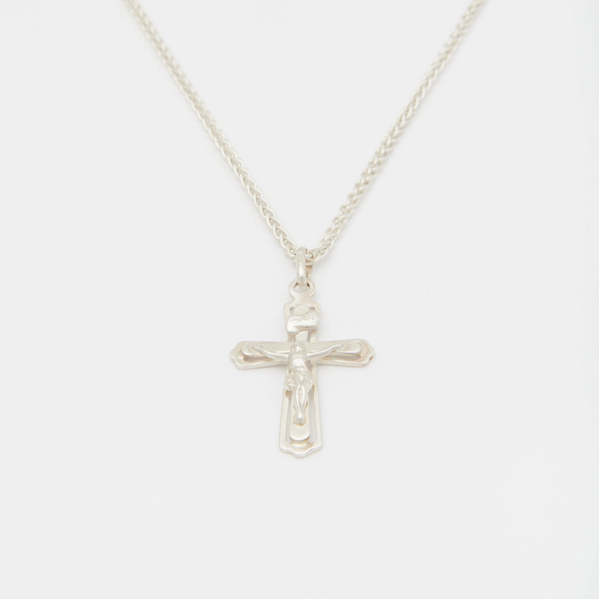Henchey Crucifix Necklace in Silver
