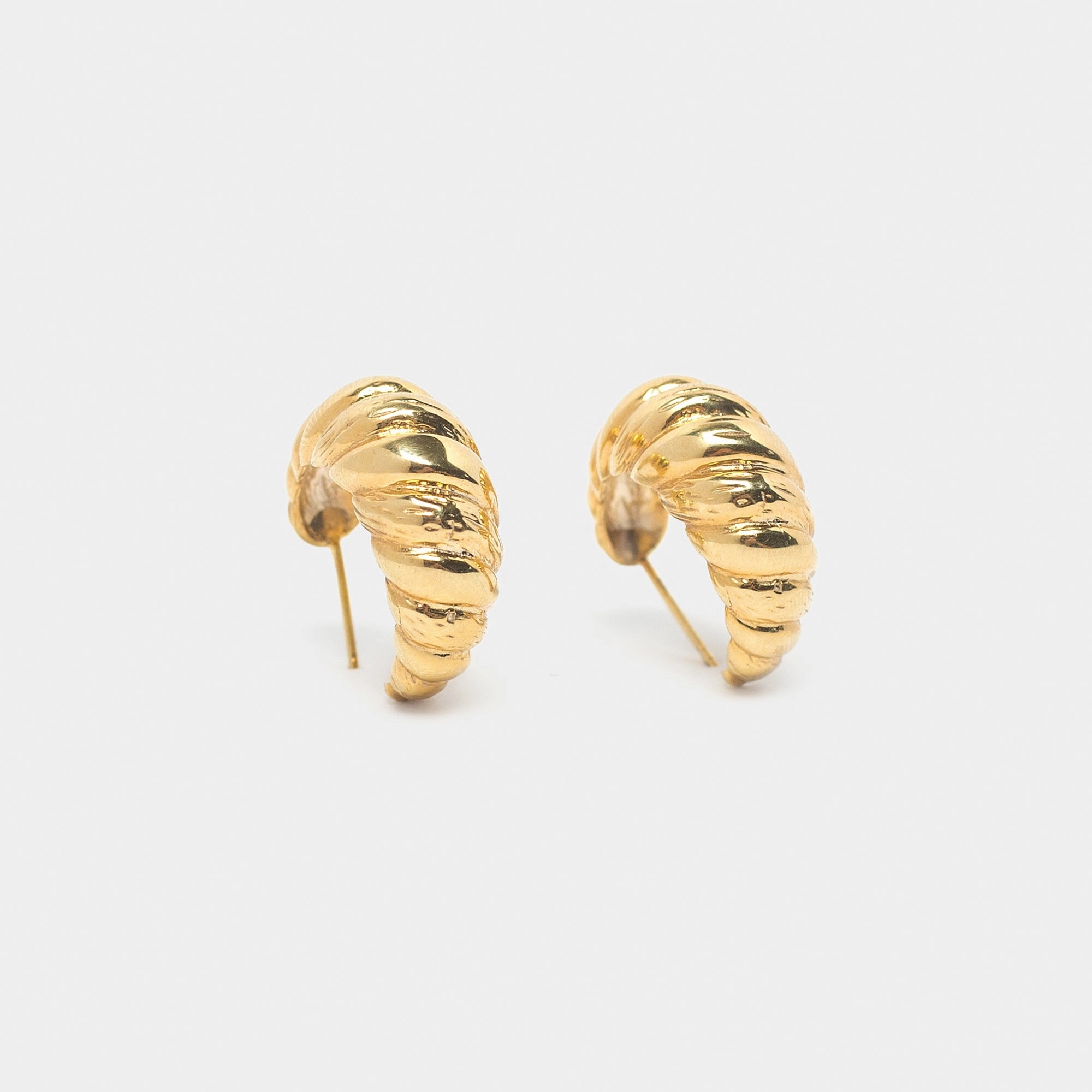 Laëtitia Hoops in Gold