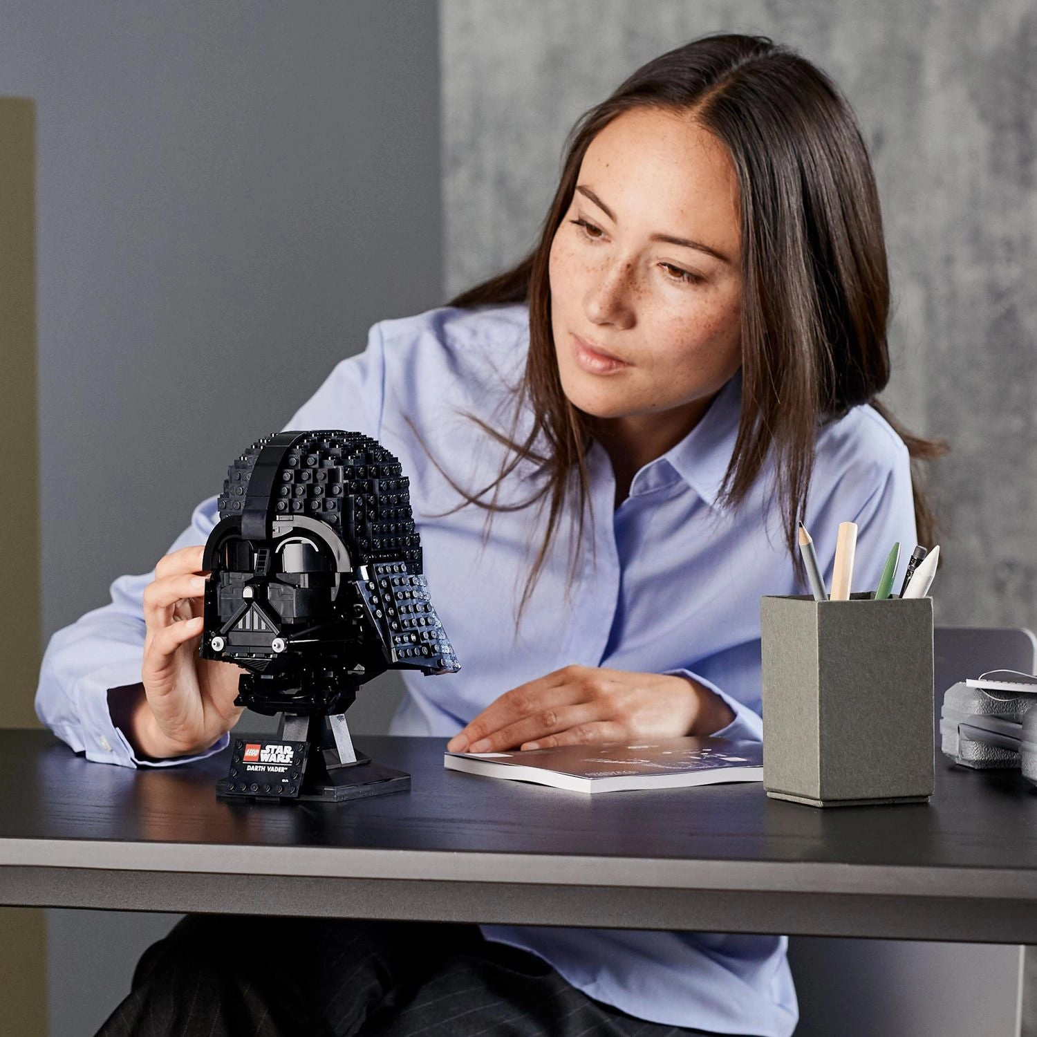 LEGO 75304 Star Wars Darth Vader Helmet Collectible Building Kit (834 Pieces)