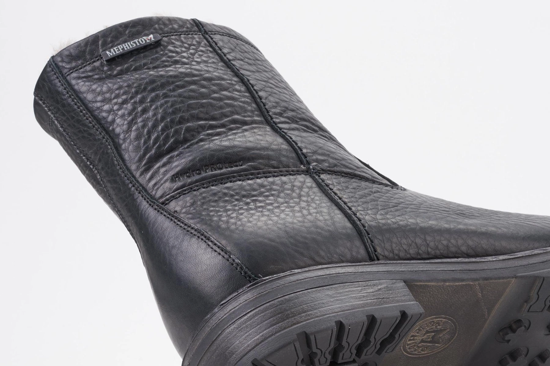 Leonardo - Black Montana 8900