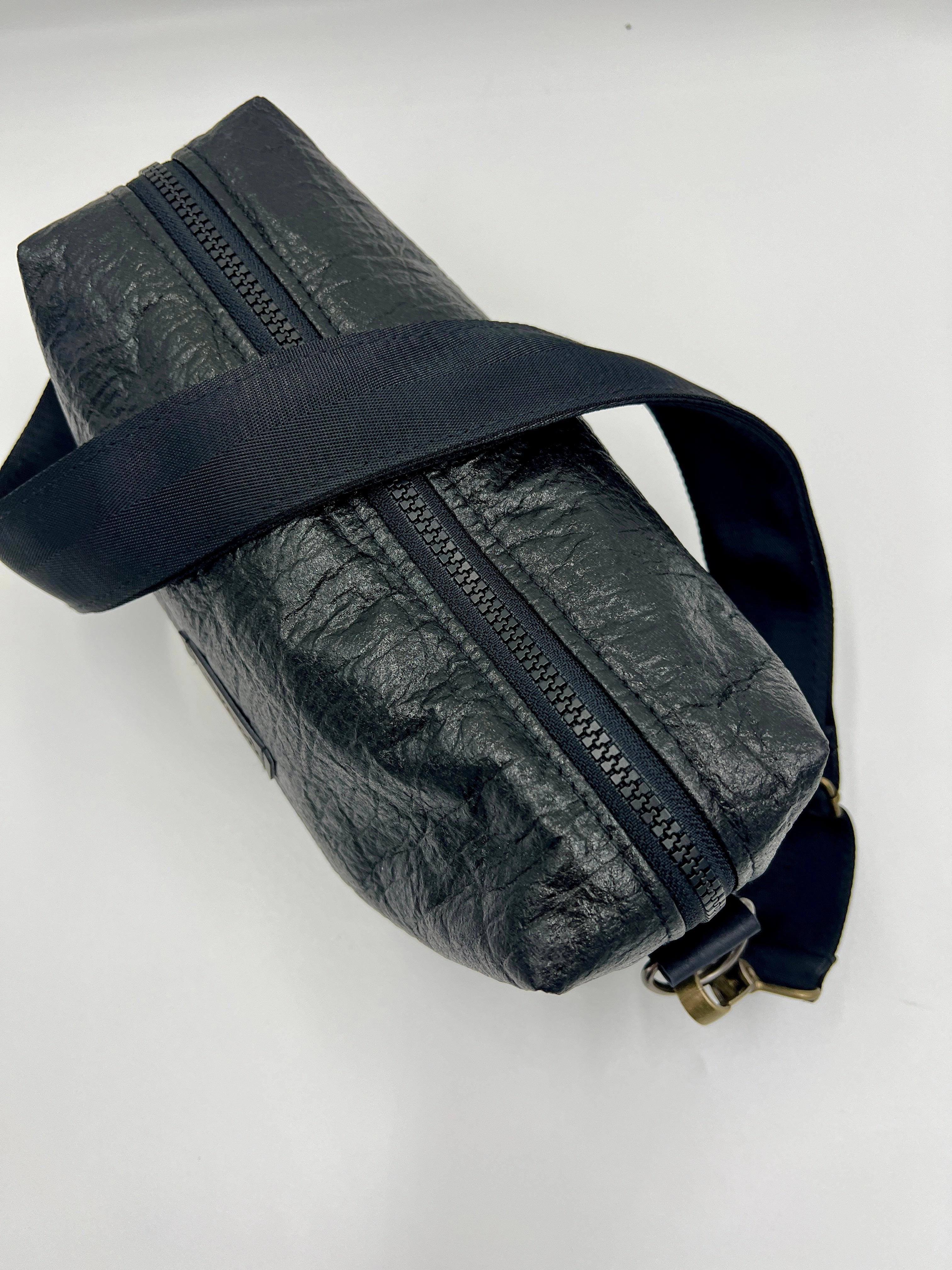 Nero Alcantara Bag