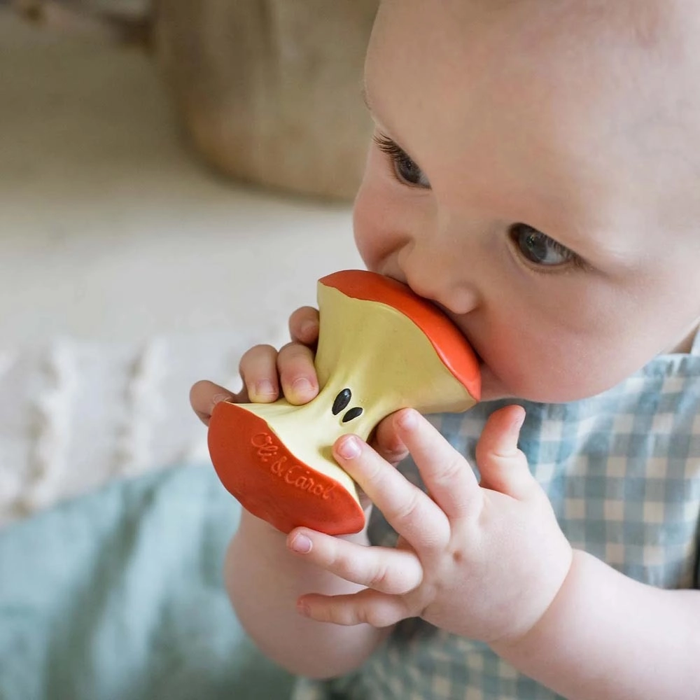 Oli&Carol Pepa The Apple Teether