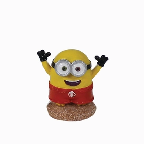 Penn-Plax Minions Officially Licensed Fish Tank and Aquarium Ornament – Beach Buddy Bob - Small