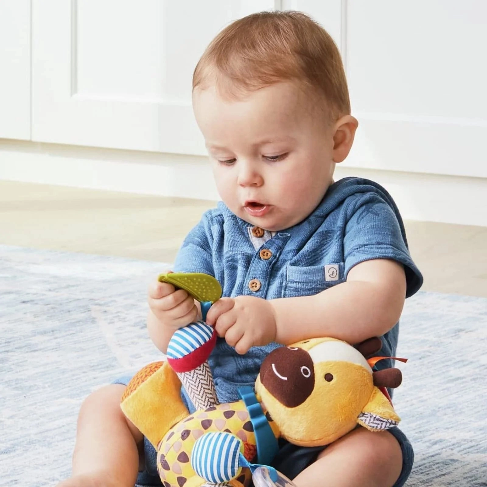 Skip Hop Bandana Buddies Activity Toy - Giraffe