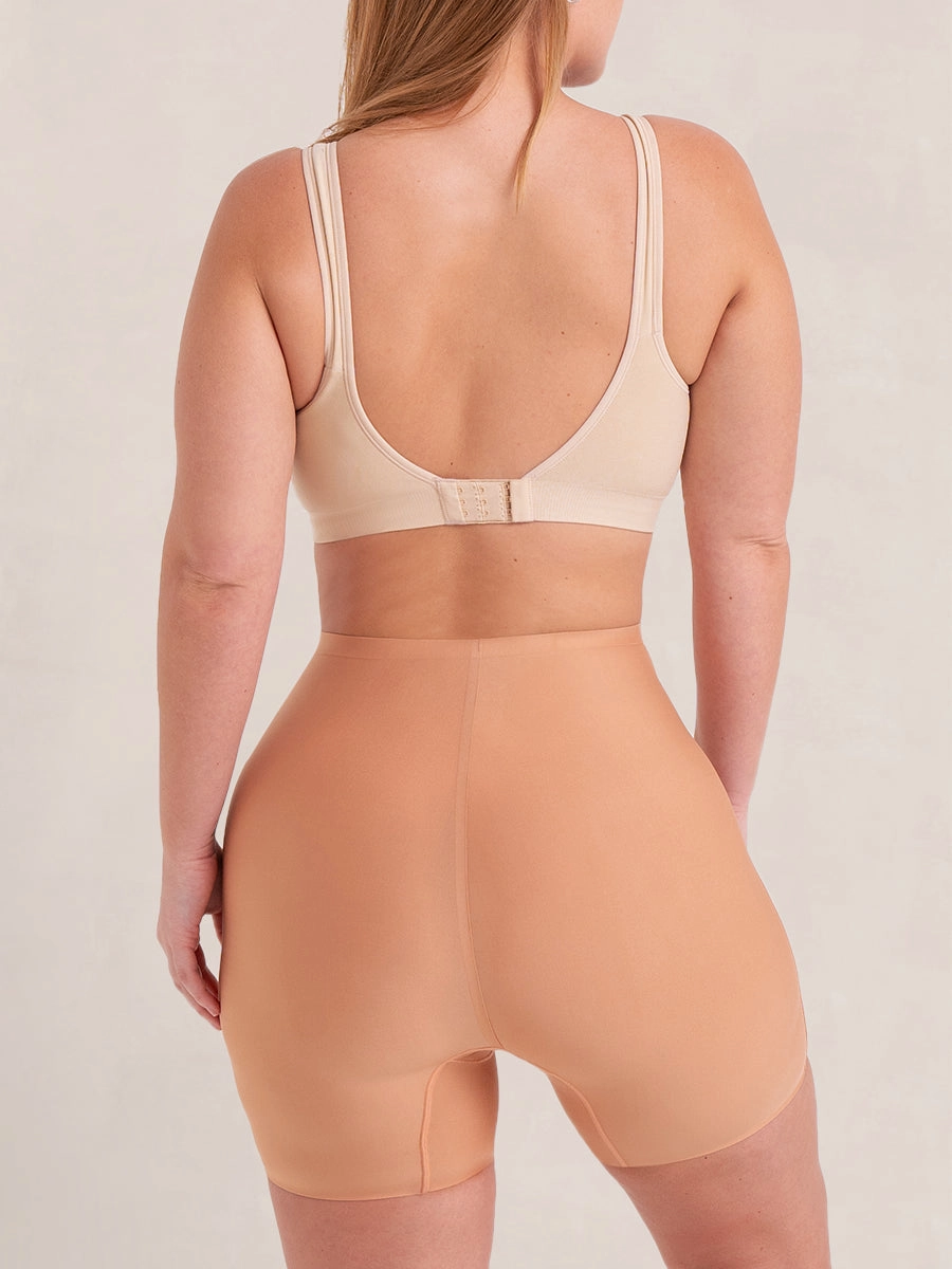 Truekind® Seamless Stretch Mid-Waist Short